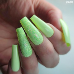 Glitter WILD, WICKED & FREE (Daring Desperado)